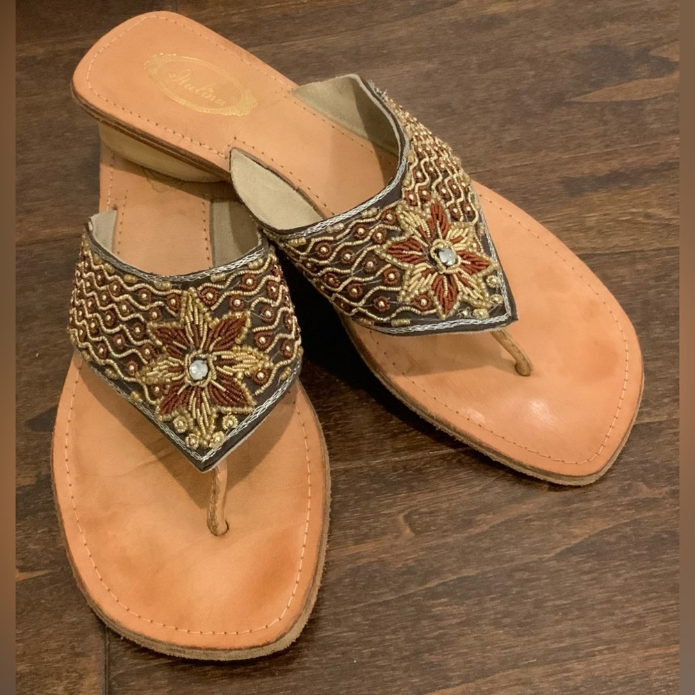 Italina Brand Woman’s Leather Beaded Summer Sandals Size 8.5